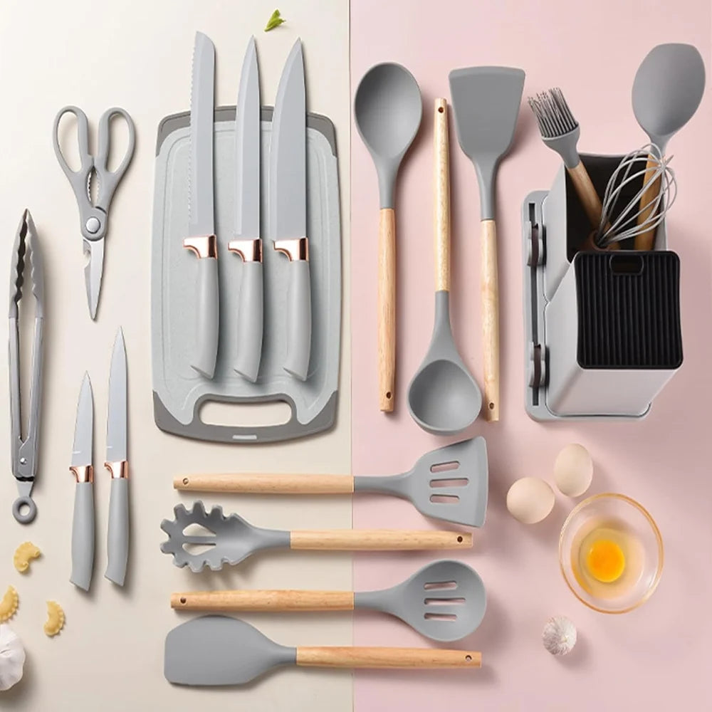 KITCHEN UTENSILS 19 PC